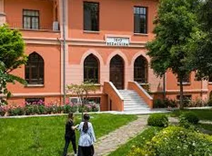 Bezmialem Vakıf Üniversitesi yabancı uyruklu öğrenci