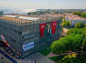 Piri Reis University international student