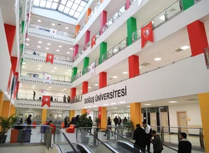Doğuş Üniversitesi yabancı uyruklu öğrenci