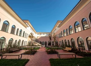 Ibn Haldun University international student
