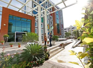 Yaşar Üniversitesi YÖS