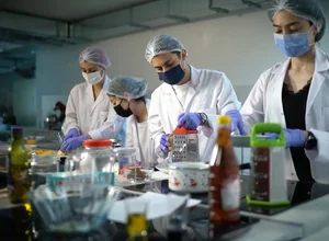 Yüksek İhtisas Üniversitesi SAT