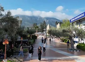 Kıbrıs Aydın Üniversitesi yabancı uyruklu öğrenci