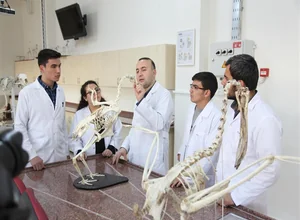 Aksaray Üniversitesi Tezli-Tezsiz Yüksek Lisans